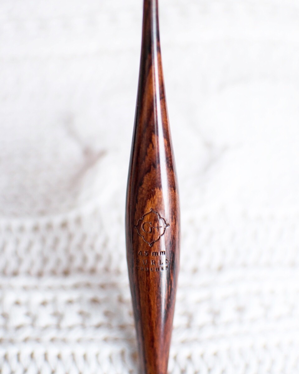 Review: Furls Heirloom Wooden Crochet Hooks (Alpha Series